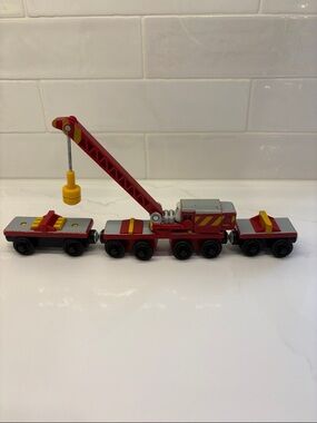 Thomas & Friends Wooden Railway Rocky with tenders and shipping crate